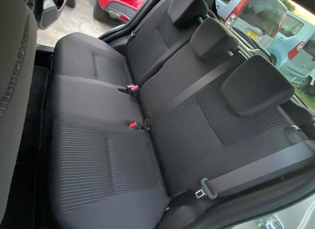 
								SUZUKI SWIFT 2013 full									