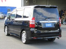 
										TOYOTA NOAH 2013 full									