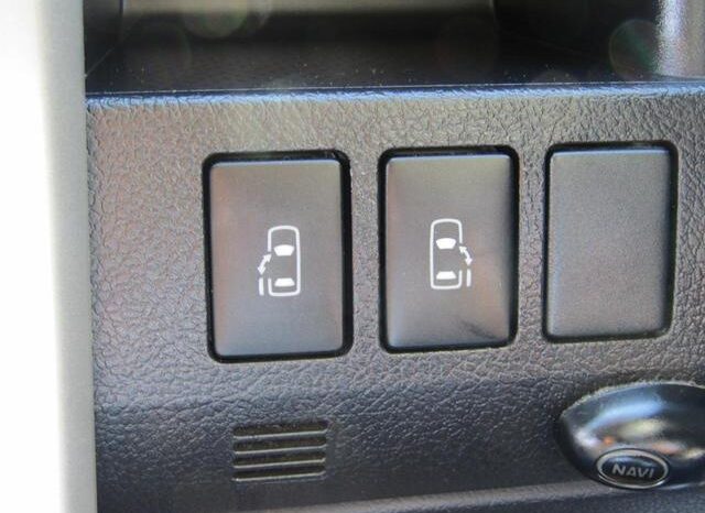 
								TOYOTA NOAH 2013 full									