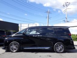 TOYOTA VELLFIRE 2025