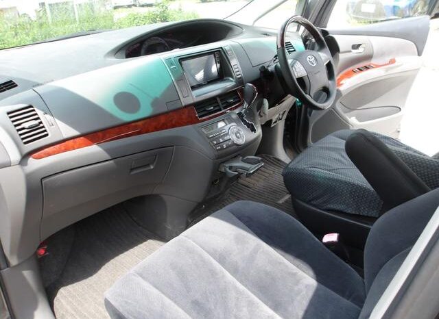 
								TOYOTA ESTIMA 2011 full									