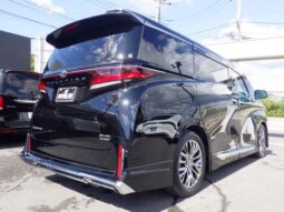 TOYOTA VELLFIRE 2025