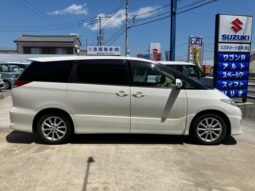 TOYOTA ESTIMA 2009