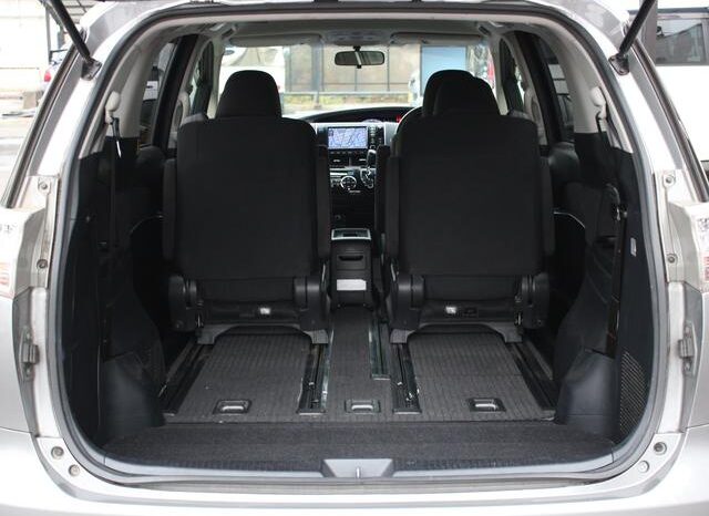 
								TOYOTA ESTIMA 2012 full									