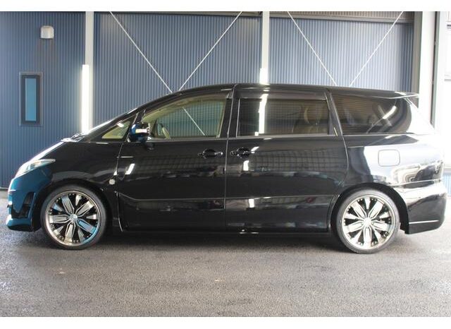 
								TOYOTA ESTIMA 2013 full									