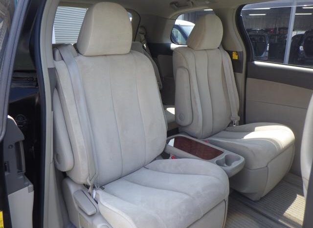 
								TOYOTA ESTIMA 2012 full									