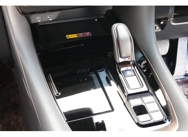 
								TOYOTA VELLFIRE 2024 full									