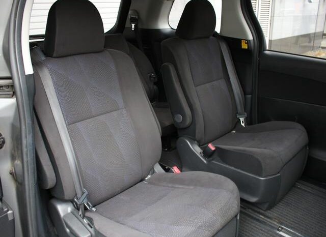 
								TOYOTA ESTIMA 2012 full									