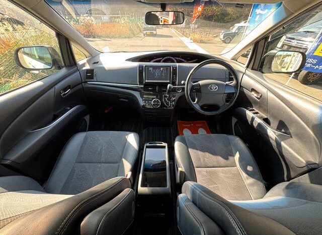 
								TOYOTA ESTIMA 2013 full									