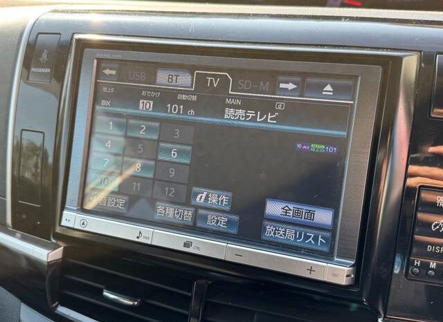 
								TOYOTA ESTIMA 2013 full									