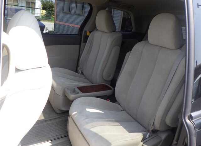 
								TOYOTA ESTIMA 2012 full									