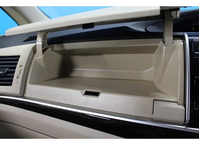 
								TOYOTA ESTIMA 2013 full									