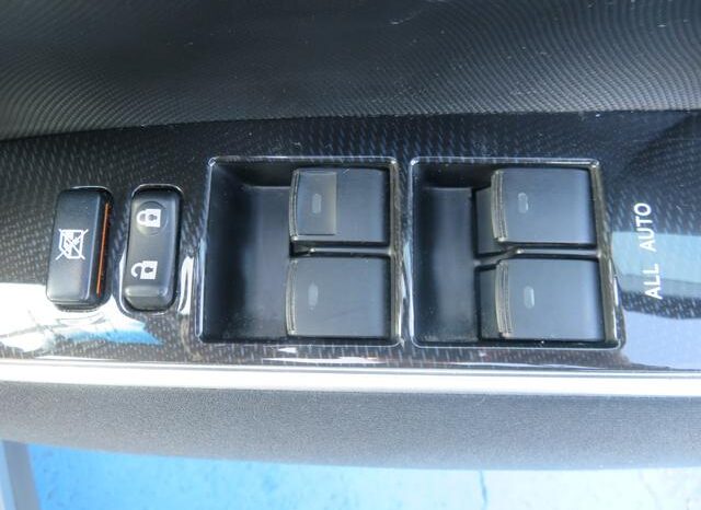 
								TOYOTA ESTIMA 2013 full									