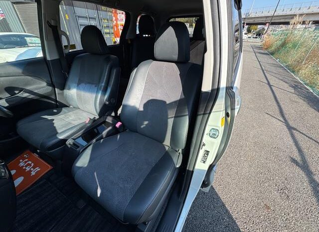 
								TOYOTA ESTIMA 2013 full									