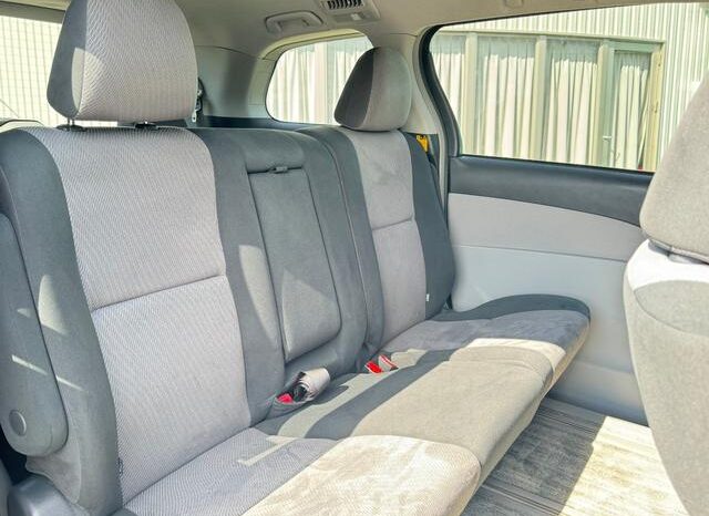 
								TOYOTA ESTIMA 2008 full									