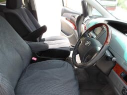 
										TOYOTA ESTIMA 2011 full									