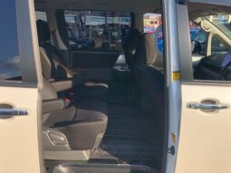 
										TOYOTA NOAH 2013 full									