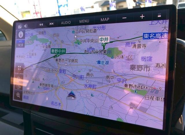 
								TOYOTA NOAH 2013 full									