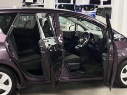 
										TOYOTA RACTIS 2014 full									