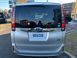 
										TOYOTA NOAH 2015 full									