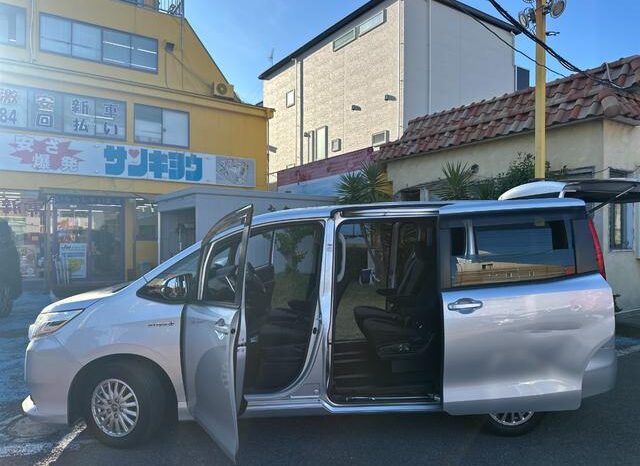 
								TOYOTA NOAH 2015 full									