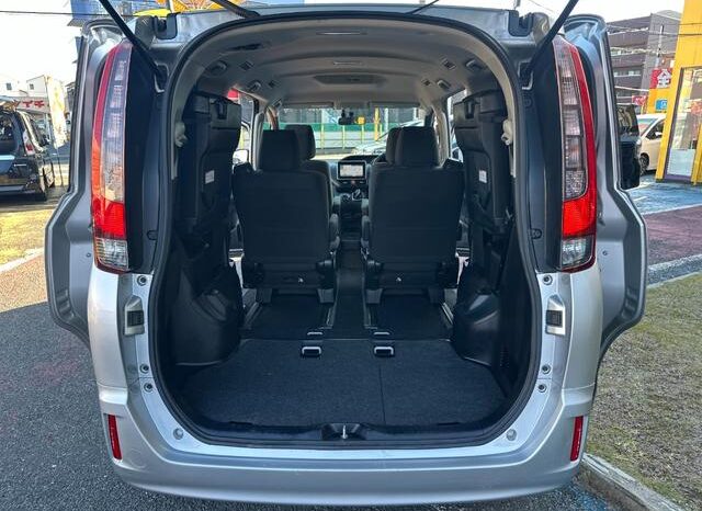 
								TOYOTA NOAH 2015 full									