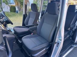 
										TOYOTA NOAH 2015 full									