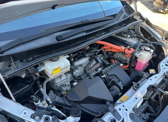 
								TOYOTA NOAH 2015 full									