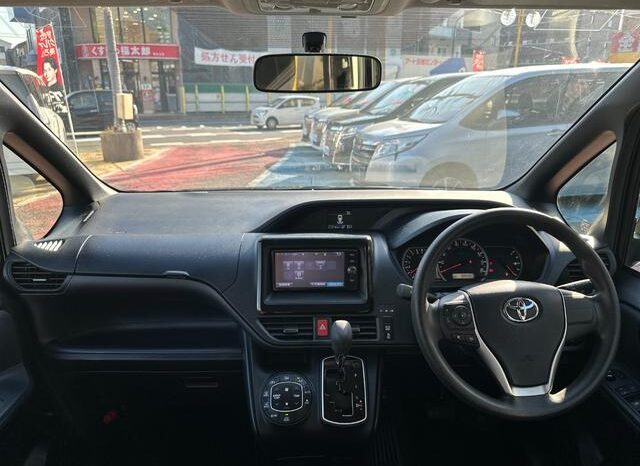 
								TOYOTA NOAH 2016 full									