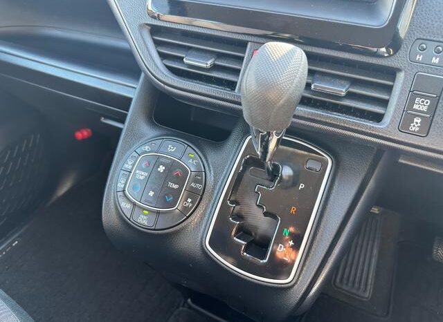 
								TOYOTA NOAH 2016 full									