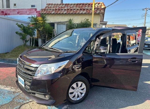 
								TOYOTA NOAH 2016 full									
