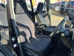 
										TOYOTA NOAH 2016 full									