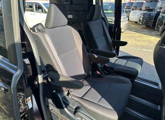 
								TOYOTA NOAH 2016 full									