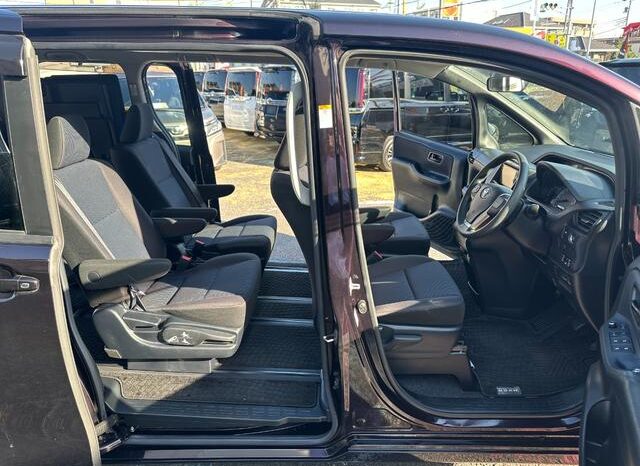 
								TOYOTA NOAH 2016 full									