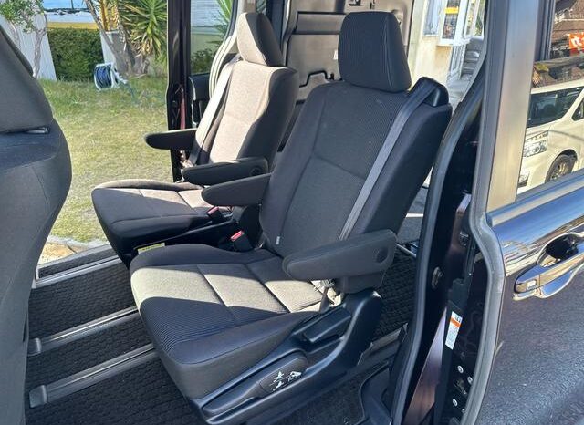 
								TOYOTA NOAH 2016 full									