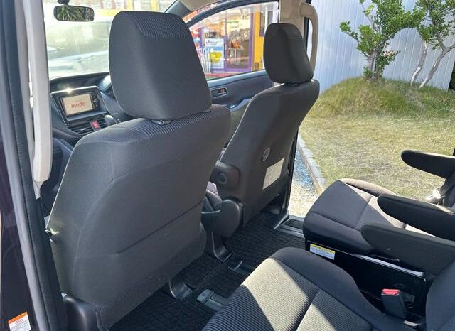 
								TOYOTA NOAH 2016 full									
