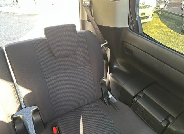 
								TOYOTA NOAH 2016 full									