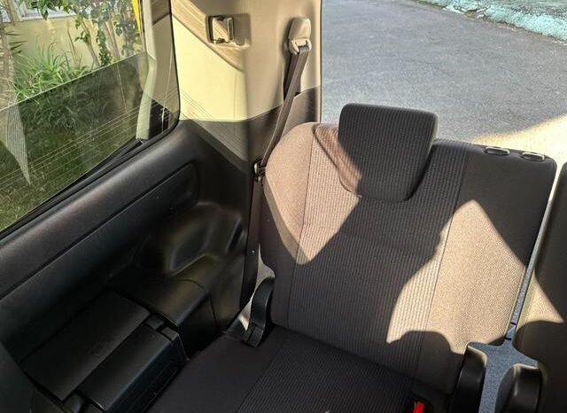 
								TOYOTA NOAH 2016 full									