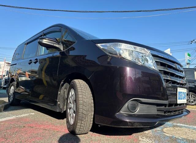 
								TOYOTA NOAH 2016 full									
