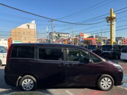 
										TOYOTA NOAH 2016 full									