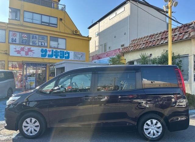 
								TOYOTA NOAH 2016 full									