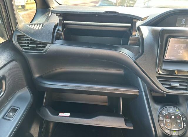 
								TOYOTA NOAH 2016 full									