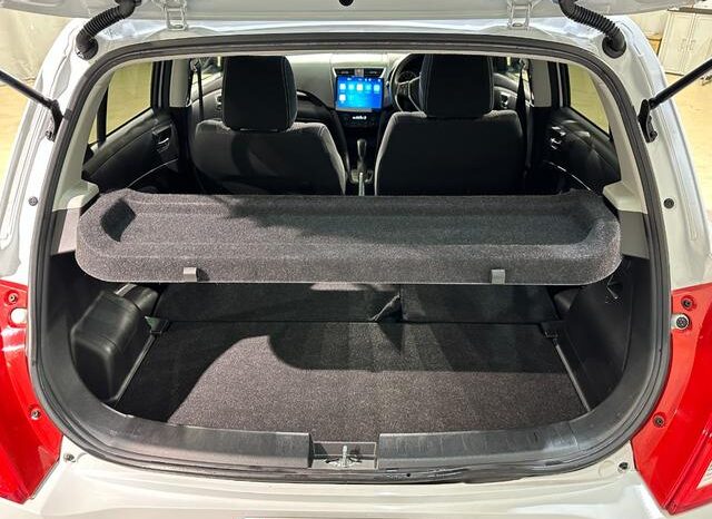 
								SUZUKI SWIFT 2013 full									