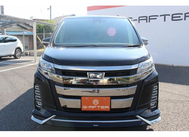 
								TOYOTA NOAH 2018 full									