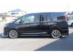 
										TOYOTA NOAH 2018 full									