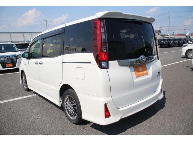 
								TOYOTA NOAH 2016 full									