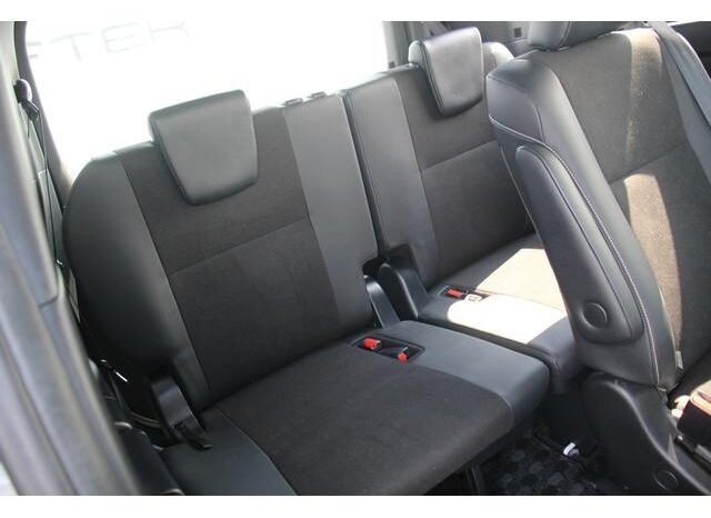 
								TOYOTA NOAH 2016 full									