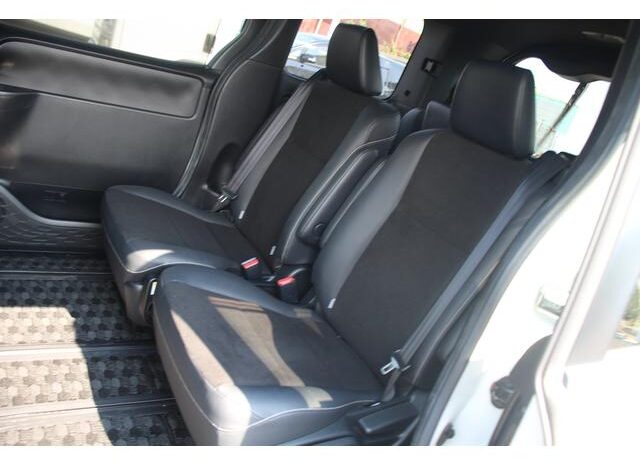 
								TOYOTA NOAH 2016 full									