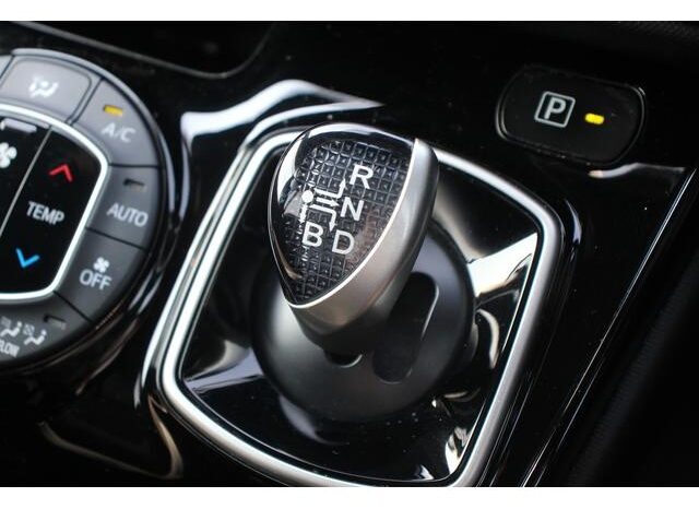 
								TOYOTA NOAH 2016 full									