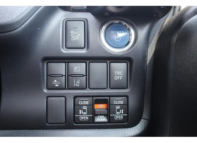 
								TOYOTA NOAH 2016 full									